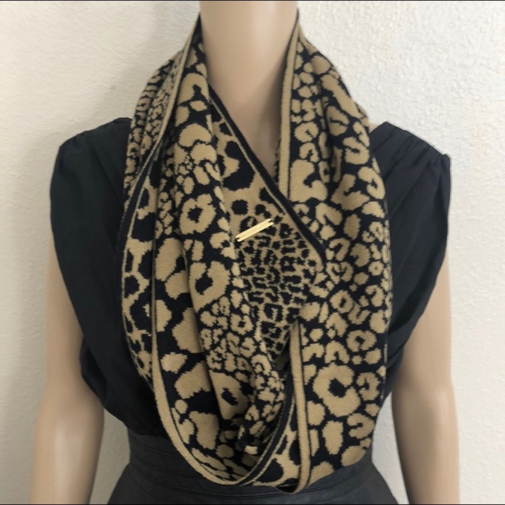 NWT Michael Kors Dark Camel Infinity Scarf